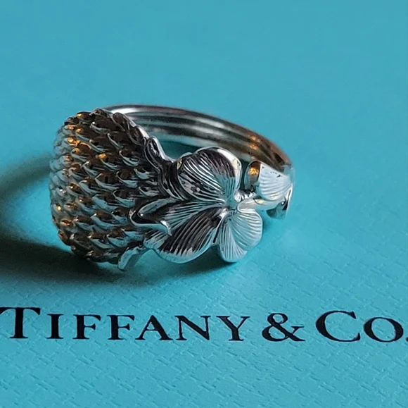 1885 Tiffany & Company Clover Spoon Ring 59 - Picture 3 of 16